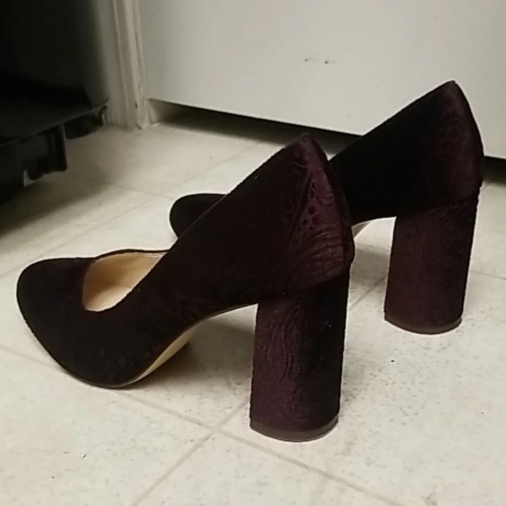 [Like New] NINE WEST velvet purple heels jayvee